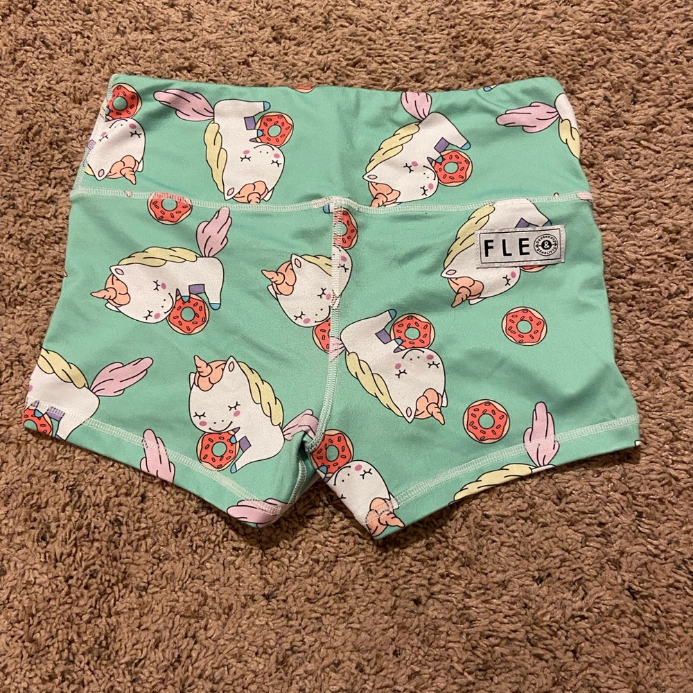 Fleo Shorts